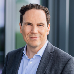 Picture of Dr. Felix Lowinski